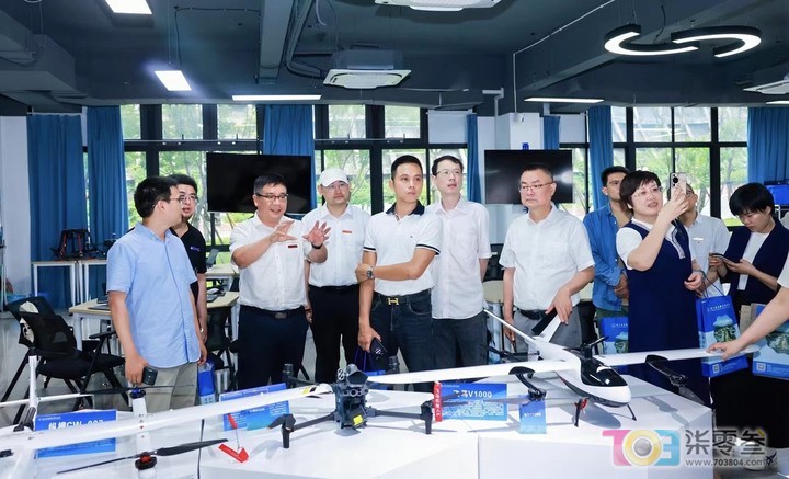 德信竞技欧冠直播图片