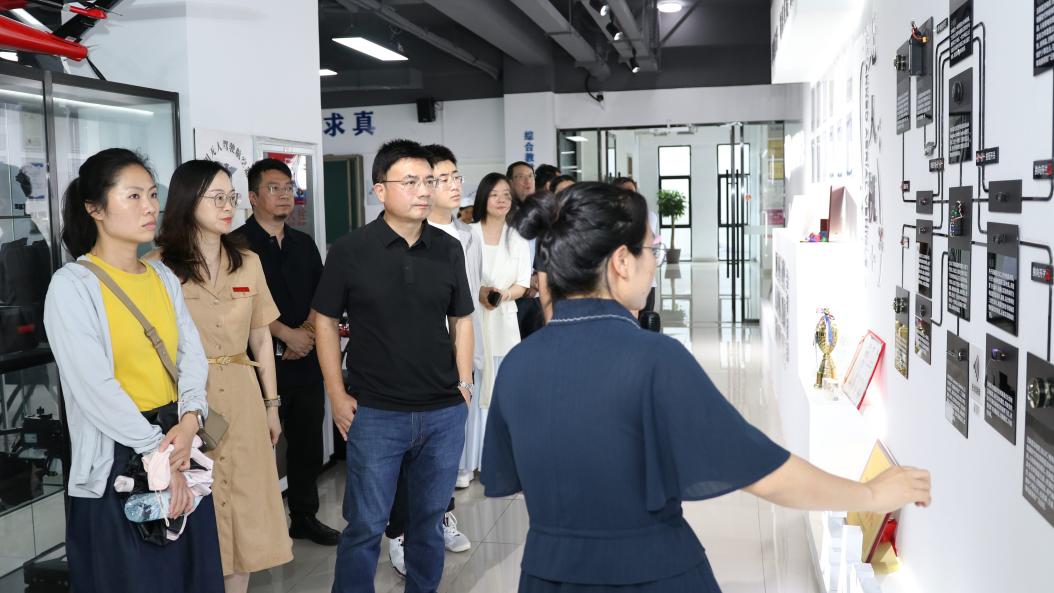 德信竞技客户端图片