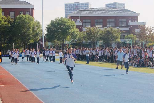 微信图片_2025-10-23_213324_927.jpg